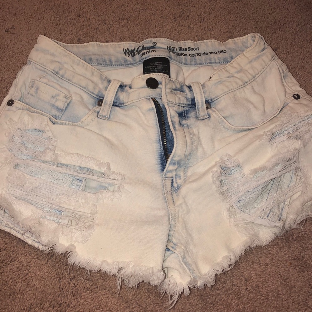 Denim ripped shorts